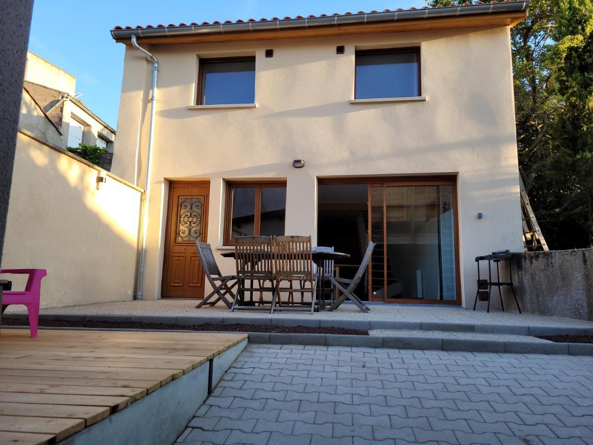 Les Maisons Bareyre - Grandes Maisons Avec Terrasse Saint-Sandoux Exteriör bild