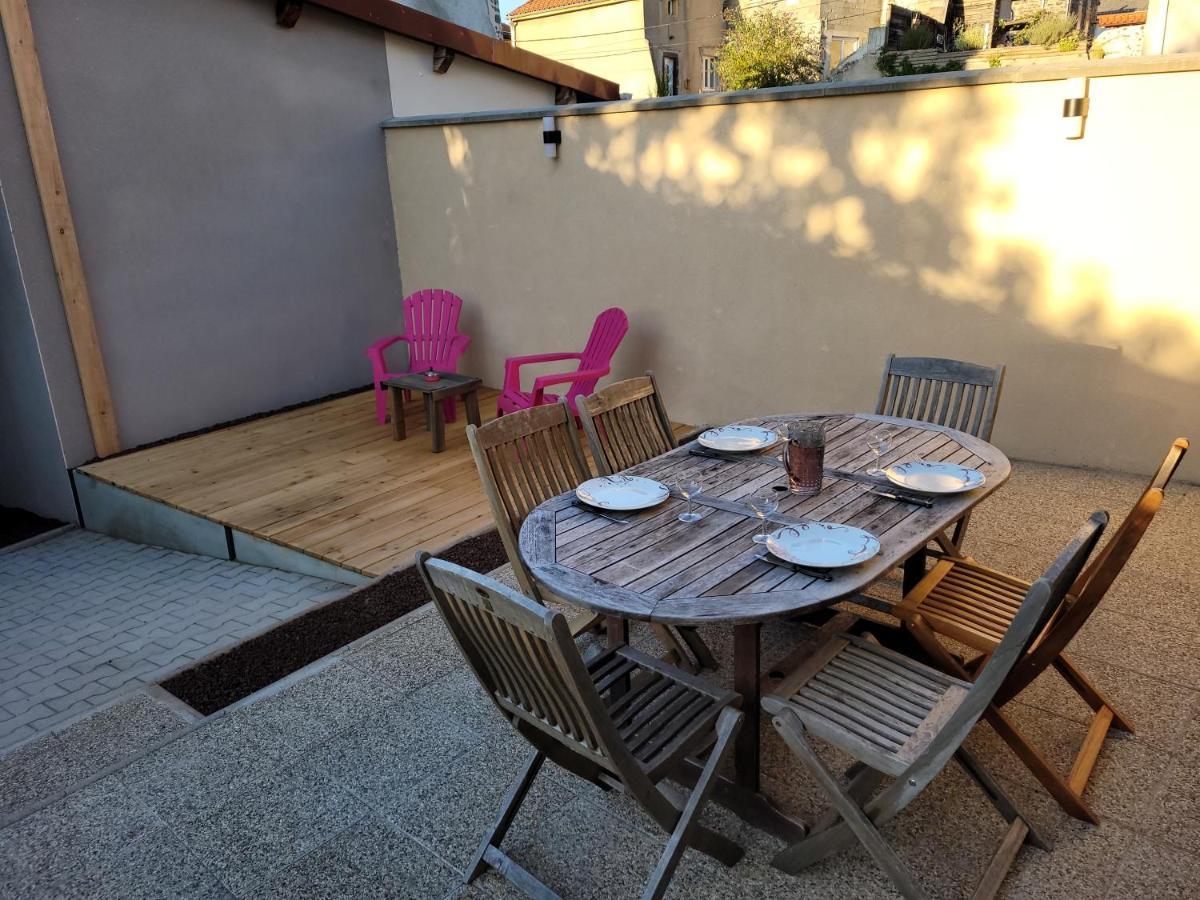 Les Maisons Bareyre - Grandes Maisons Avec Terrasse Saint-Sandoux Exteriör bild